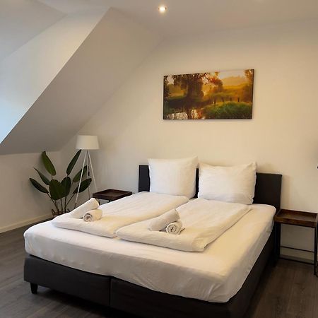 Gemuetliches Apartment In Гайзенхайм Екстериор снимка